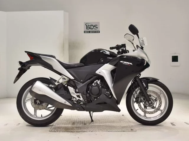 Honda CBR250R ABS лот № 2955 оценка 5  с аукциона в Японии