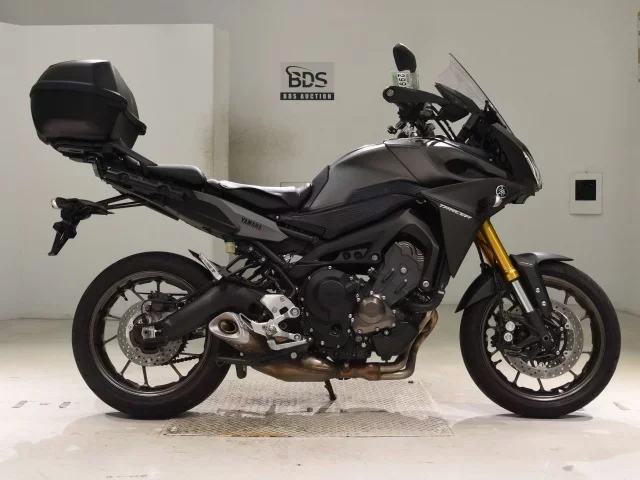Yamaha MT-09 лот № 2993 оценка 4  с аукциона в Японии