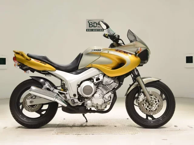 Yamaha TDM850 лот № 7809 оценка 4  с аукциона в Японии