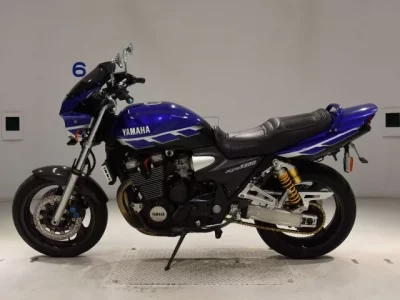 Yamaha XJR1300  с аукциона в Японии