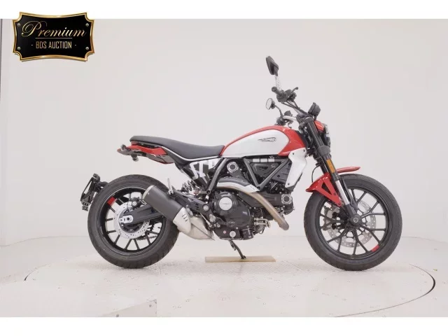 Ducati  SCRAMBLER ICON лот № 7564 оценка 8  с аукциона в Японии