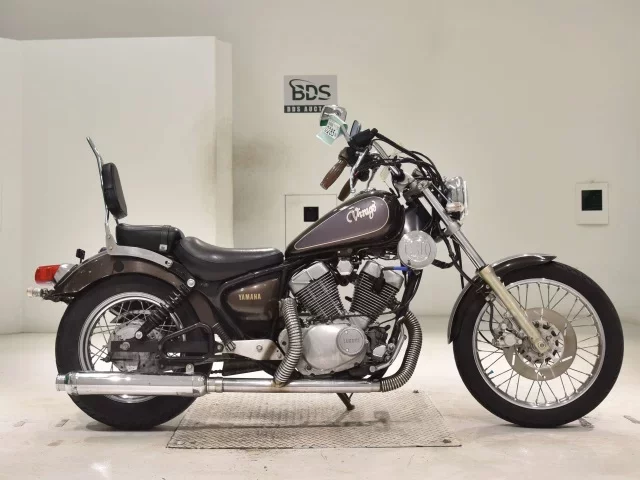 Yamaha VIRAGO 250 лот № 0285 оценка 4  с аукциона в Японии