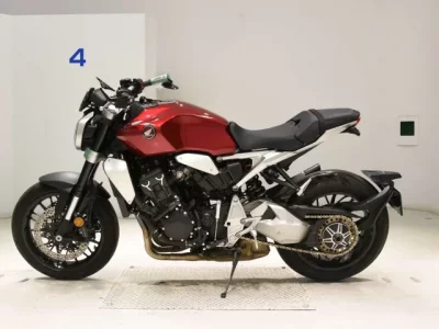 Honda CB1000R-2 лот № 7782 оценка 5  с аукциона в Японии 2