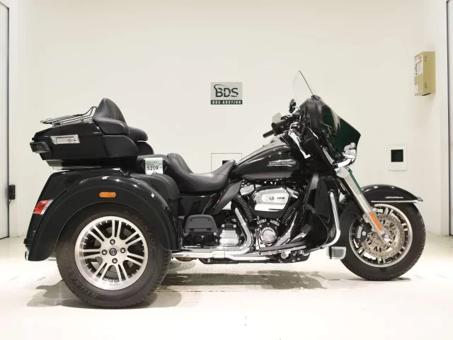 Harley-Davidson HARLEY FLHTCUTG1870 лот № 5209 оценка 5  с аукциона в Японии