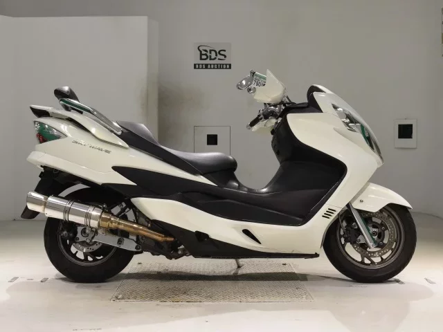 Suzuki SKYWAVE 250S-2 лот № 7901 оценка 4  с аукциона в Японии