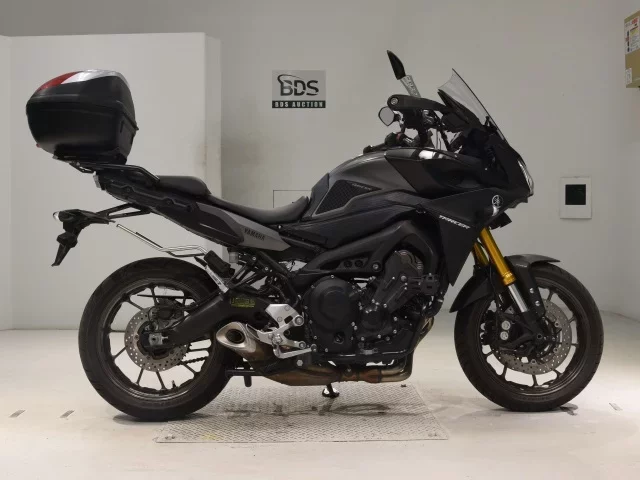 Yamaha MT-09 лот № 2643 оценка 4  с аукциона в Японии
