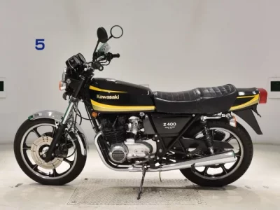Kawasaki Z400FX  с аукциона в Японии