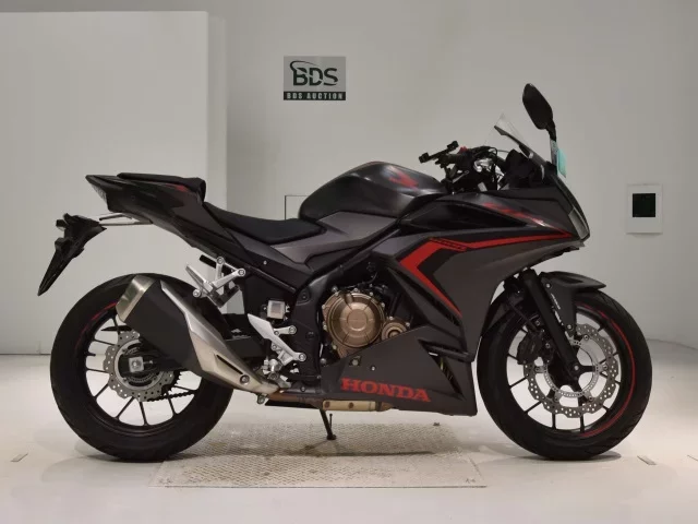 Honda CBR400R лот № 7676 оценка 5  с аукциона в Японии