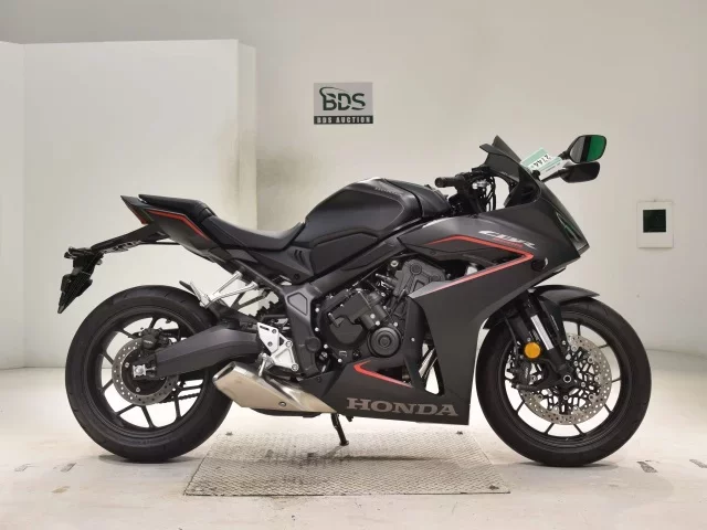 Honda CBR650R-2E CLUTCH лот № 2744 оценка 8  с аукциона в Японии