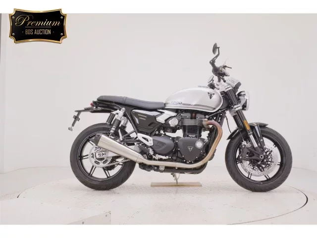 Triumph  SPEED TWIN лот № 7537 оценка 8  с аукциона в Японии