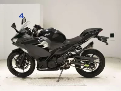Kawasaki NINJA400-2  с аукциона в Японии
