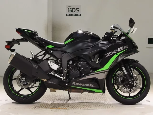 Kawasaki ZX-6RA лот № 5424 оценка 7  с аукциона в Японии