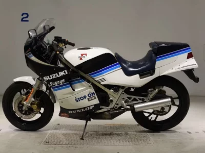 Suzuki RG250  с аукциона в Японии
