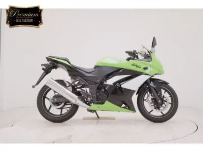 Kawasaki NINJA250R  с аукциона в Японии