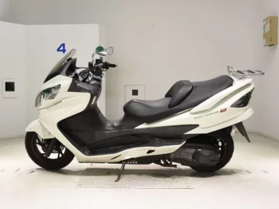 Suzuki SKYWAVE 250M  с аукциона в Японии