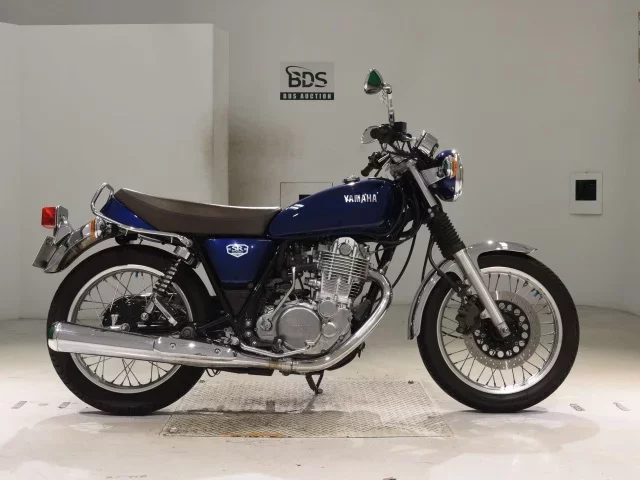 Yamaha SR400-5 лот № 0493 оценка 4  с аукциона в Японии