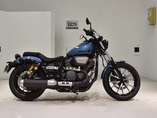 Yamaha BOLT950RA лот № 7614 оценка 7  с аукциона в Японии