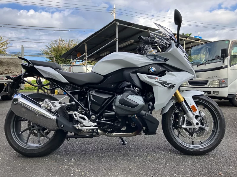 BMW  R1250RS лот № 04245 оценка 4  с аукциона в Японии