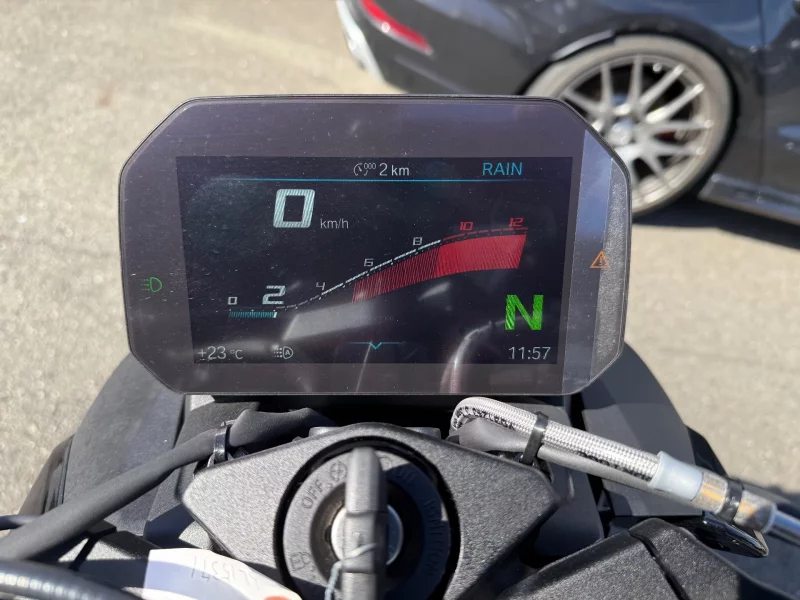 BMW  S1000R лот № 04247 оценка 8  с аукциона в Японии