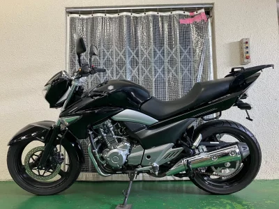 Suzuki GSR250  с аукциона в Японии