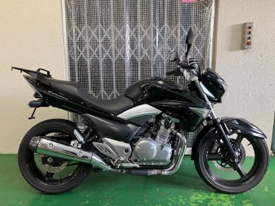 Suzuki GSR250  с аукциона в Японии