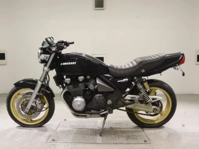 Kawasaki ZEPHYR400K  с аукциона в Японии