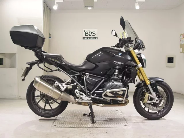 BMW  R1200R лот № 5098 оценка 5  с аукциона в Японии