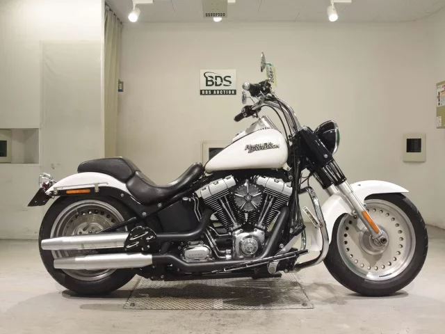 Harley-Davidson HARLEY FLSTFB1580 лот № 5086 оценка 4  с аукциона в Японии