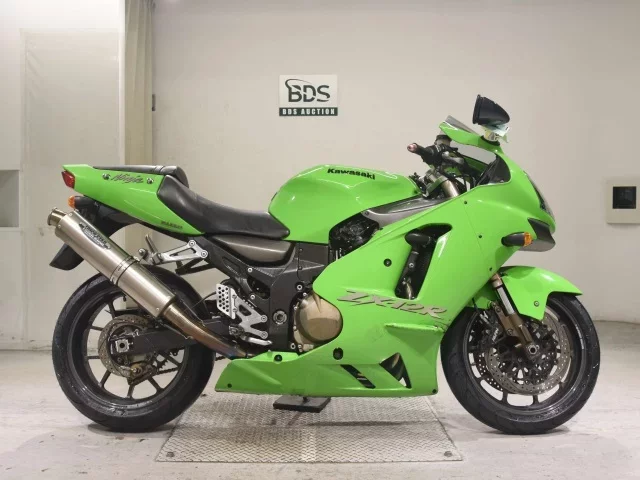 Kawasaki ZX-12R лот № 7619 оценка 4  с аукциона в Японии
