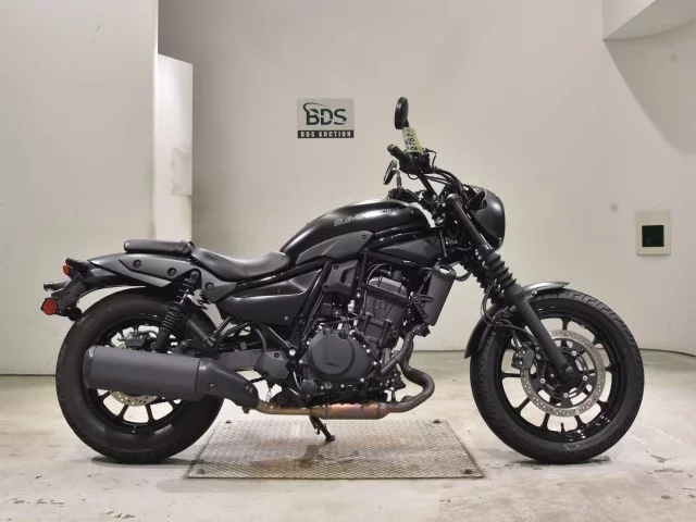 Kawasaki ELIMINATOR 400-3SE лот № 2762 оценка 6  с аукциона в Японии