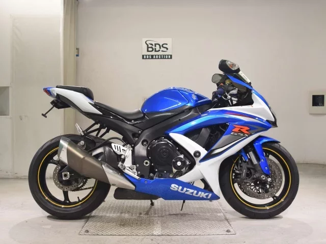 Suzuki GSX-R750 лот № 5219 оценка 4  с аукциона в Японии