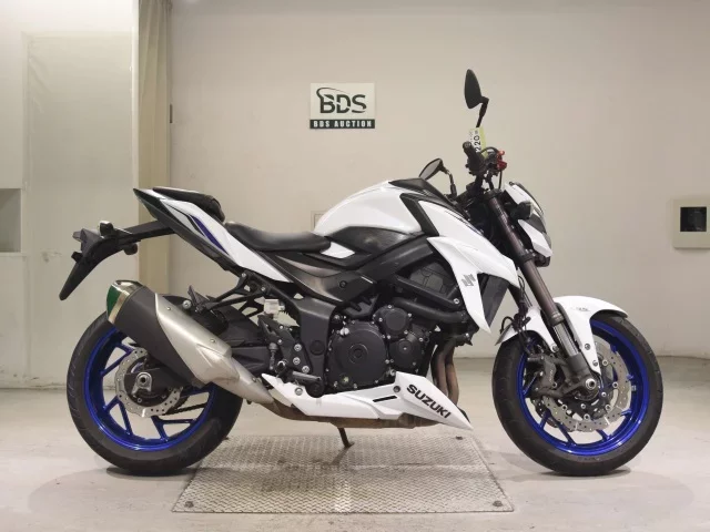 Suzuki GSX-S750 лот № 5220 оценка 4  с аукциона в Японии