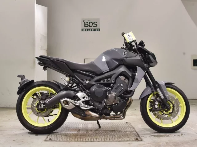 Yamaha MT-09A лот № 2707 оценка 5  с аукциона в Японии