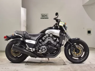 Yamaha V-MAX  с аукциона в Японии