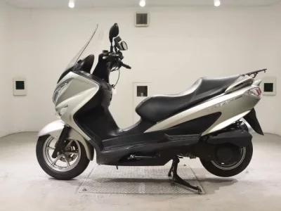 Suzuki BURGMAN200  с аукциона в Японии
