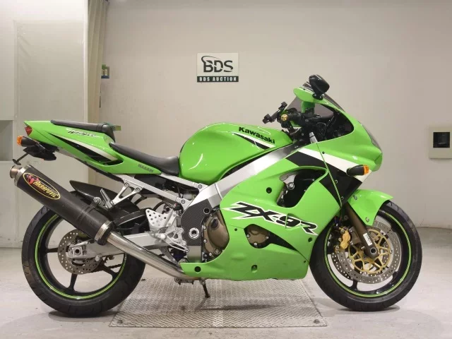 Kawasaki ZX-9R лот № 7699 оценка 4  с аукциона в Японии
