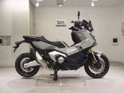 Honda X-ADV750-2  с аукциона в Японии