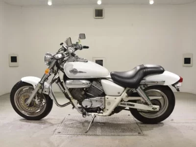 Honda MAGNA 250  с аукциона в Японии