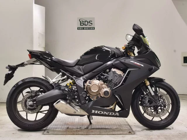 Honda CBR650R лот № 2696 оценка 5  с аукциона в Японии