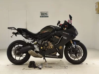 Honda CBR650R 2021