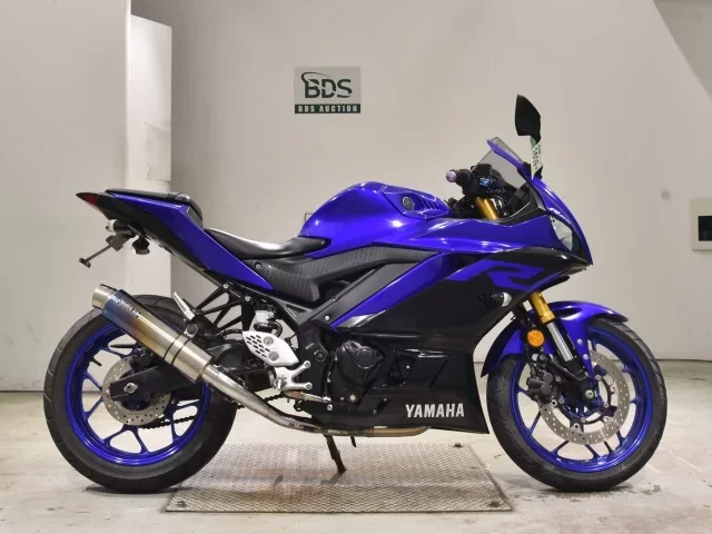 Yamaha YZF-R25 лот № 2609 оценка 4  с аукциона в Японии