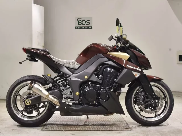 Kawasaki Z1000-4 лот № 2582 оценка 5  с аукциона в Японии