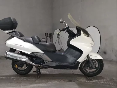 Honda SILVERWING 400
