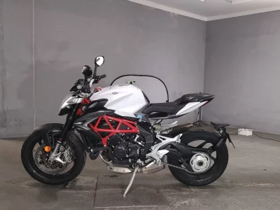 MV Agusta MV AGUSTA BRUTALE 800  с аукциона в Японии