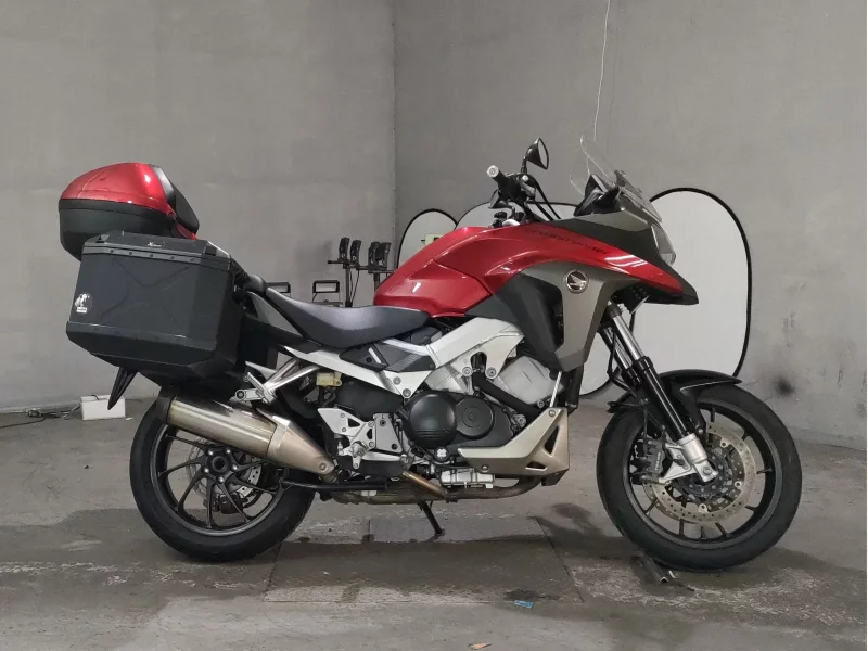 Honda VFR800X лот № 7600 оценка 4  с аукциона в Японии