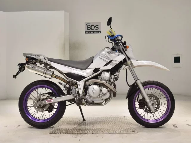 Yamaha XT250X-2 лот № 3000 оценка 4  с аукциона в Японии