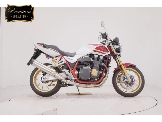 Honda CB1300SF-3SP лот № 7507 оценка 8  с аукциона в Японии