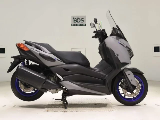 Yamaha X-MAX250-2 лот № 7854 оценка 5  с аукциона в Японии