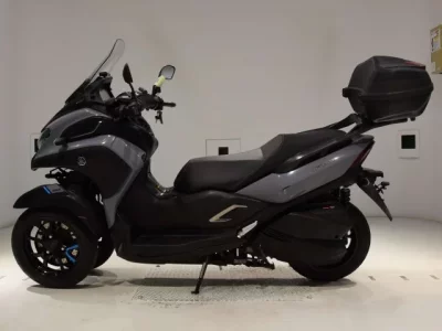 Yamaha TORI CITY 300 лот № 2617 оценка 4  с аукциона в Японии 2