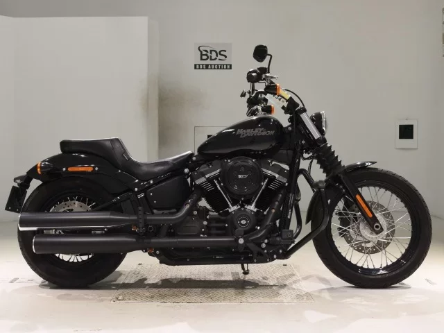 Harley-Davidson HARLEY FXBB1750 лот № 5234 оценка 4  с аукциона в Японии